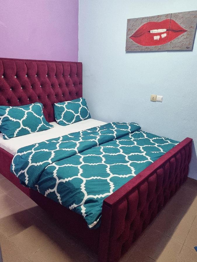 Residence Sighaka - Studio Meuble Vip Avec Wifi, Gardien, Parking Douala Eksteriør billede